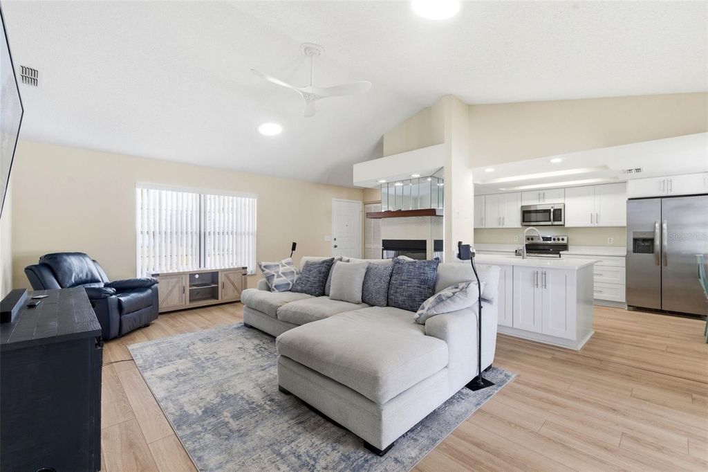 Image 7 of property listing at 9425 BARNSTEAD LANE, Port Richey, FL 34668