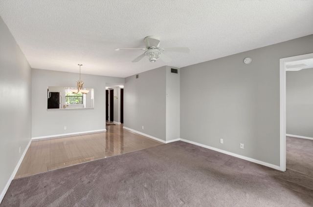 7245 Golf Colony Court 205, Lake Worth, FL 33467