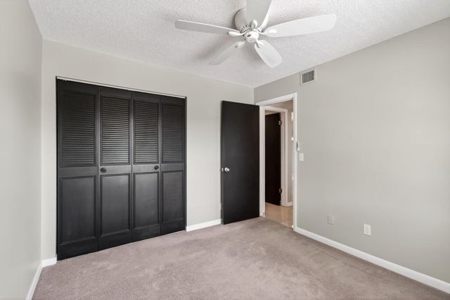 7245 Golf Colony Court 205, Lake Worth, FL 33467