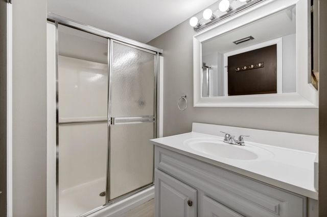 7245 Golf Colony Court 205, Lake Worth, FL 33467
