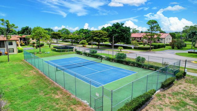 7245 Golf Colony Court 205, Lake Worth, FL 33467