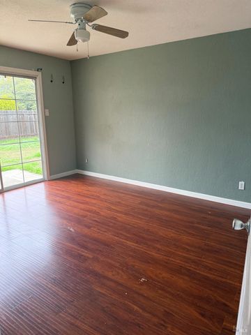 1858 Barbour Dr, Fairfield, CA 94534