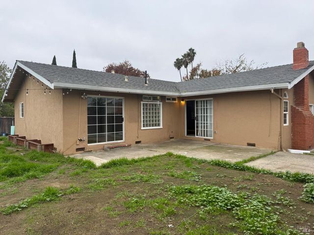 1858 Barbour Dr, Fairfield, CA 94534