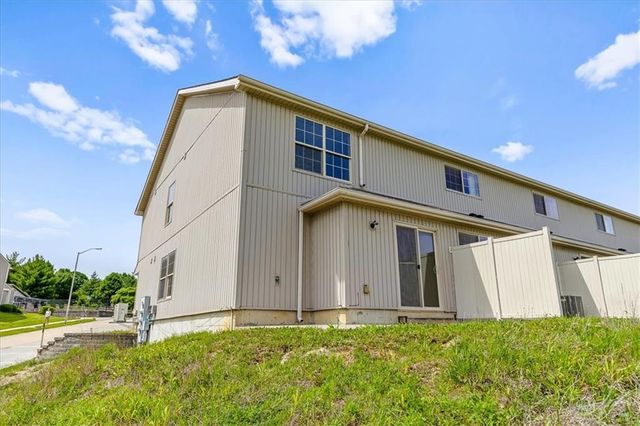 5401 N Hickory Street, Kansas City, MO 64118