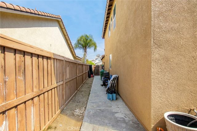 31604 Umbria, Winchester, CA 92596