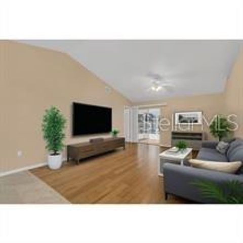 12 DELAWARE AVENUE, St Cloud, FL 34769