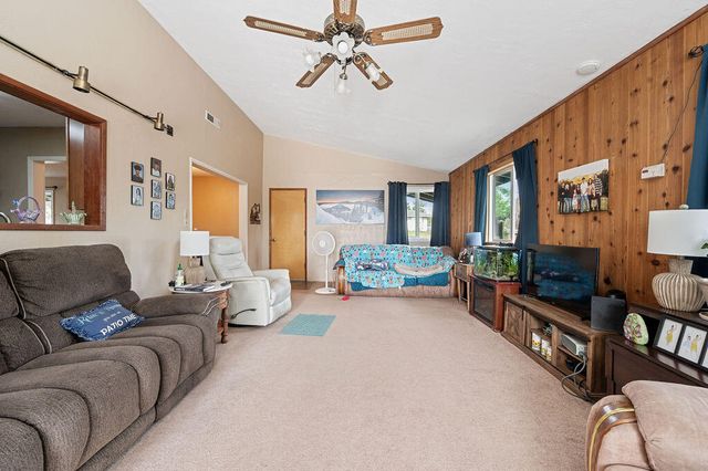 2430 Berkeley Street, Klamath Falls, OR 97601