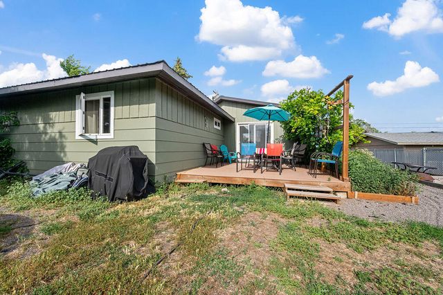 2430 Berkeley Street, Klamath Falls, OR 97601