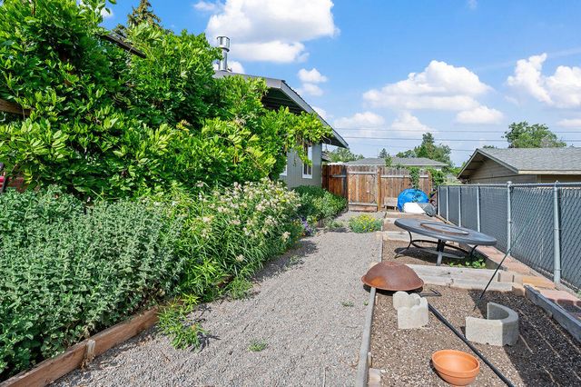 2430 Berkeley Street, Klamath Falls, OR 97601