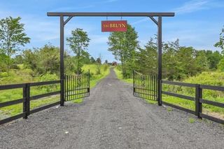 356 Bruyn Turnpike, Wallkill, NY 12589
