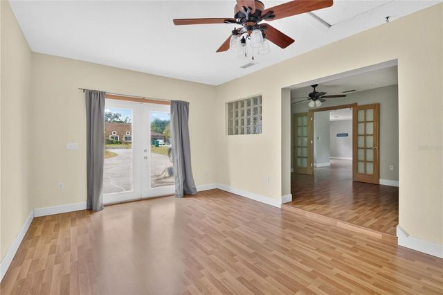 1420 E 8TH AVENUE, Mount Dora, FL 32757