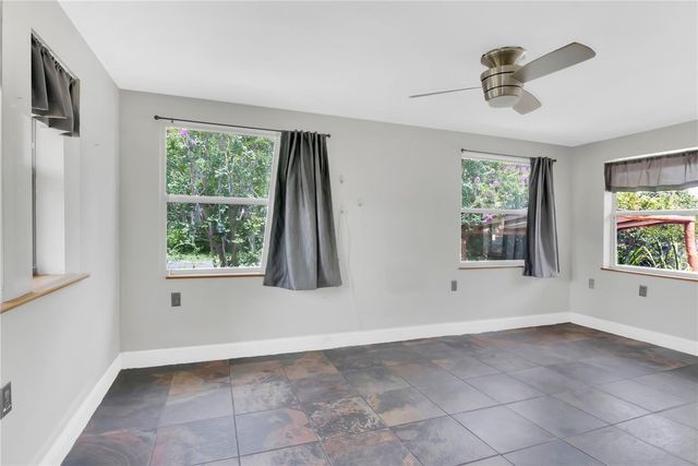 1420 E 8TH AVENUE, Mount Dora, FL 32757