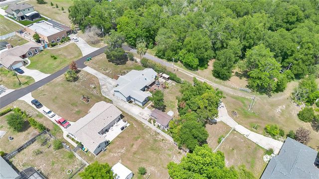 1420 E 8TH AVENUE, Mount Dora, FL 32757