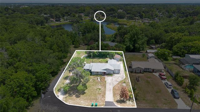 1420 E 8TH AVENUE, Mount Dora, FL 32757
