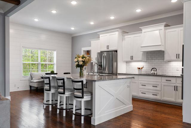 7822 Santos Dr, Murfreesboro, TN 37129
