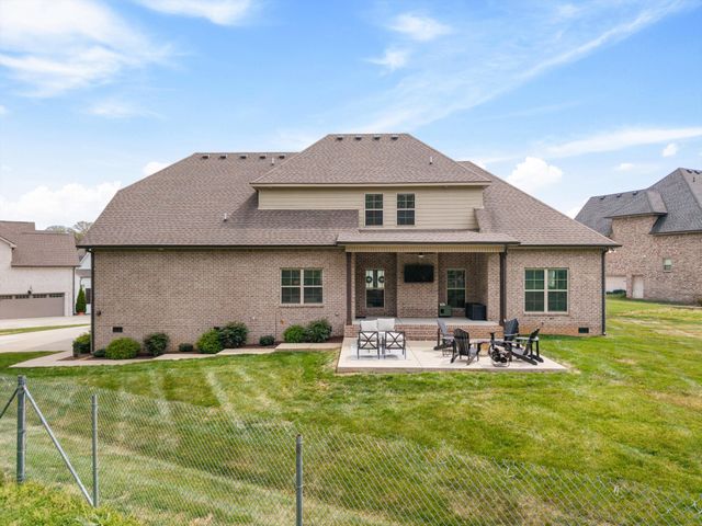 7822 Santos Dr, Murfreesboro, TN 37129
