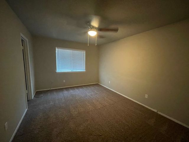 1517 VANDERBILT Drive, Arlington, TX 76014