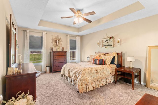 955 E Lakota Street, Nixa, MO 65714