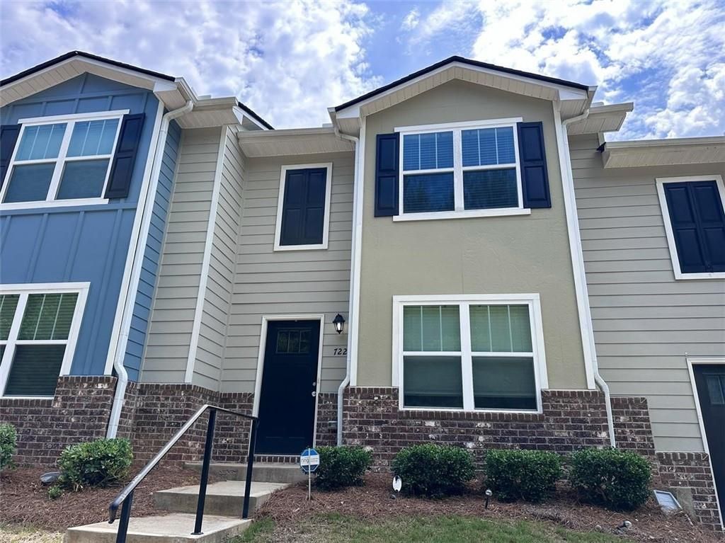 722 Keeshono Street, Union City, GA 30291