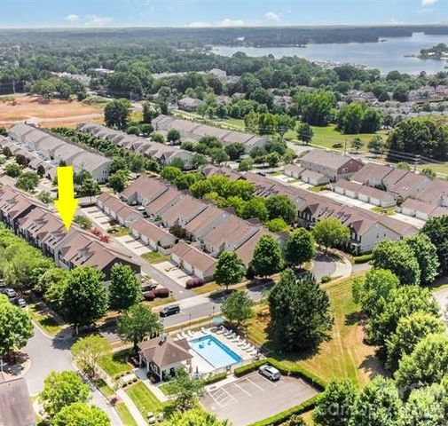 18533 The Commons Boulevard, Cornelius, NC 28031