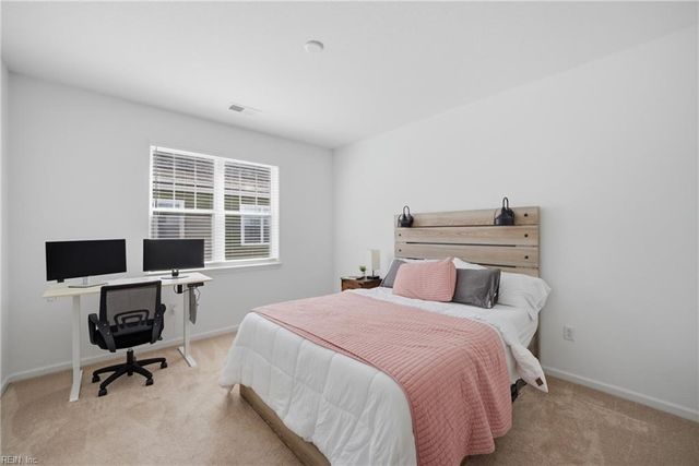 1733 Dromolin Drive 304, Virginia Beach, VA 23456