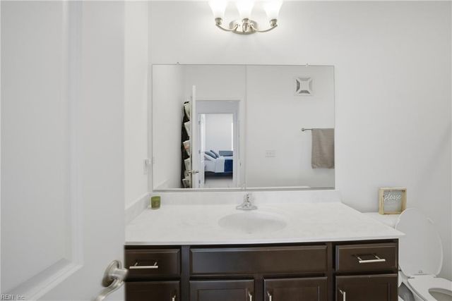 1733 Dromolin Drive 304, Virginia Beach, VA 23456