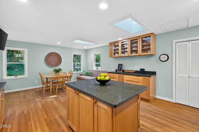 510 Monroe Street, Chapel Hill, NC 27516