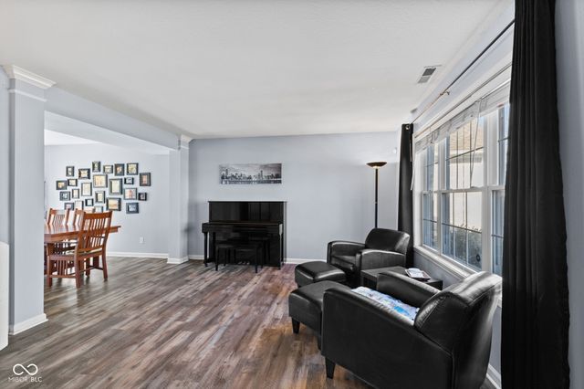 628 Prince Drive, Greenwood, IN 46142