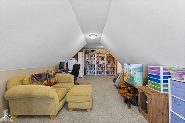 628 Prince Drive, Greenwood, IN 46142