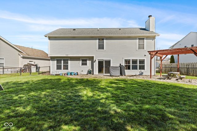 628 Prince Drive, Greenwood, IN 46142