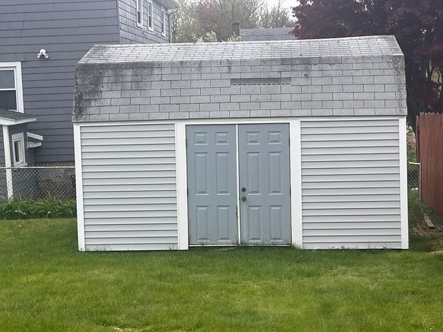 103 Tucker St, Fall River, MA 02724