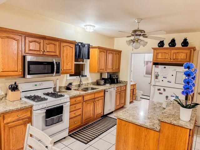 103 Tucker St, Fall River, MA 02724
