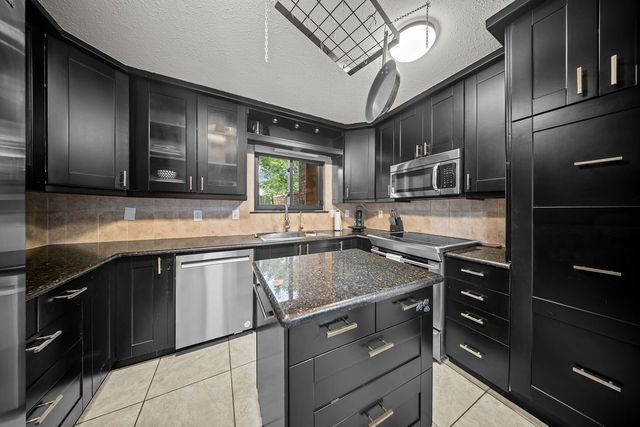 9302 Chimney Sweep Lane, Dallas, TX 75243