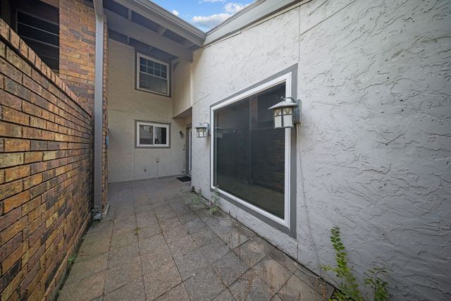 9302 Chimney Sweep Lane, Dallas, TX 75243