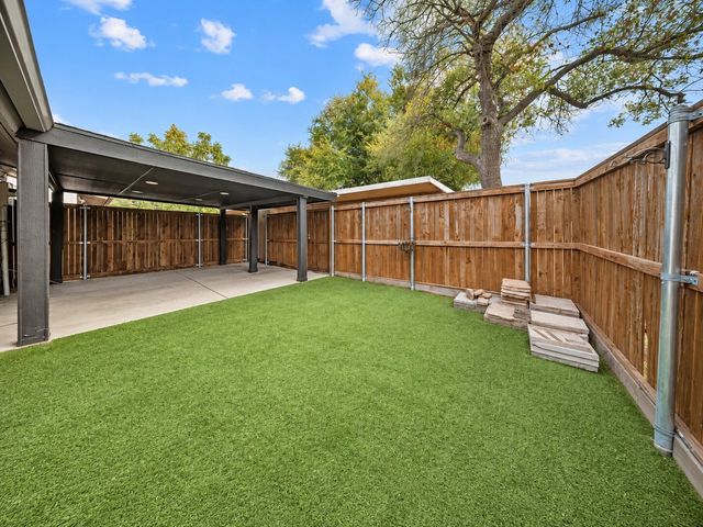 9302 Chimney Sweep Lane, Dallas, TX 75243