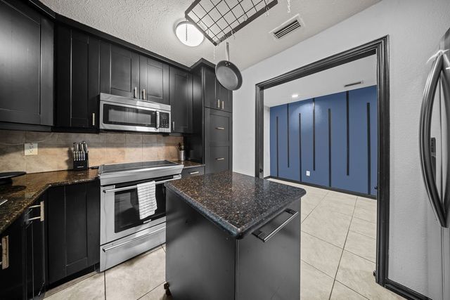 9302 Chimney Sweep Lane, Dallas, TX 75243
