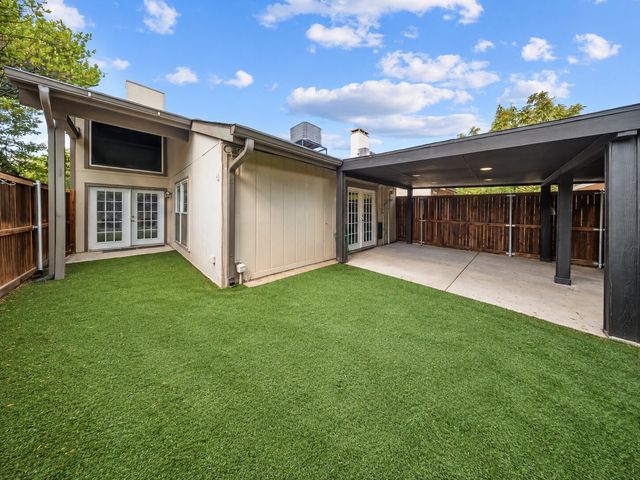 9302 Chimney Sweep Lane, Dallas, TX 75243