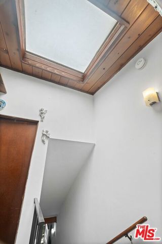 4040 Grand View Boulevard 60, Los Angeles, CA 90066