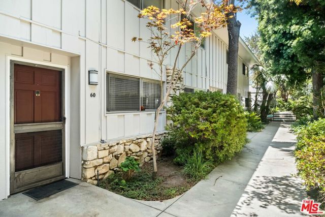 4040 Grand View Boulevard 60, Los Angeles, CA 90066