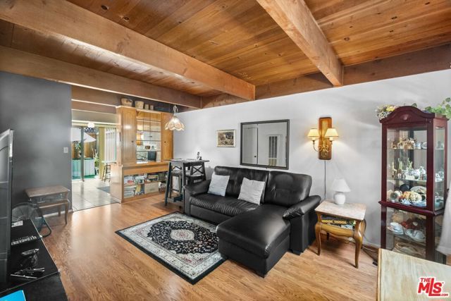 4040 Grand View Boulevard 60, Los Angeles, CA 90066