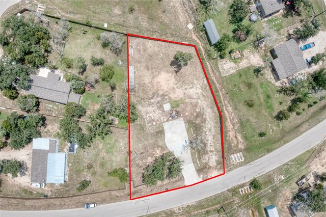 133 Wisteria WAY, Elgin, TX 78621