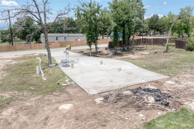 133 Wisteria WAY, Elgin, TX 78621