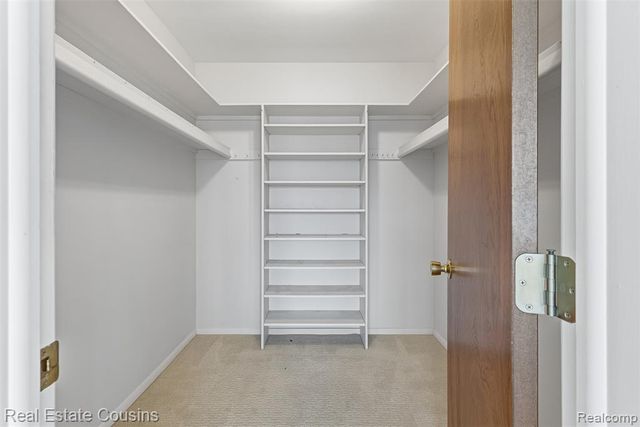 8028 Ore Knob Drive, Fenton, MI 48430