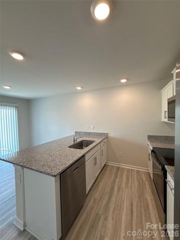 6117 Faron Way, Charlotte, NC 28262