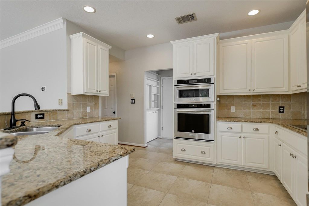 10305 Scull Creek DR, Austin, TX 78730