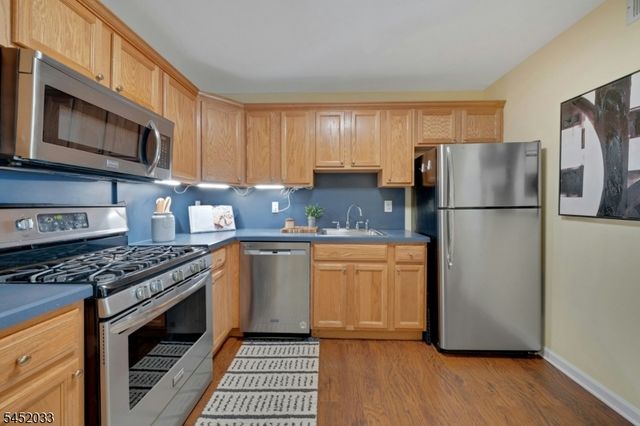 326 Winthrop Dr, Nutley Twp., NJ 07110