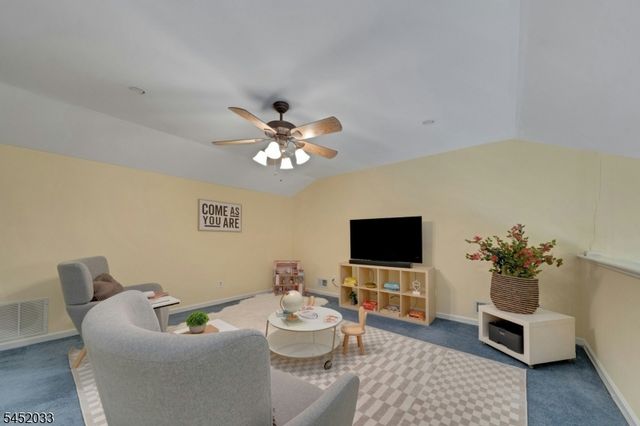 326 Winthrop Dr, Nutley Twp., NJ 07110