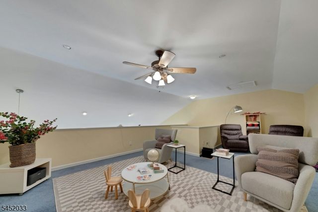 326 Winthrop Dr, Nutley Twp., NJ 07110