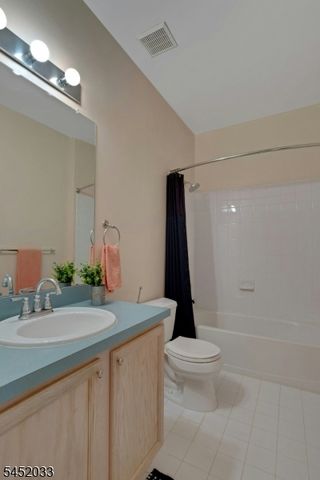 326 Winthrop Dr, Nutley Twp., NJ 07110