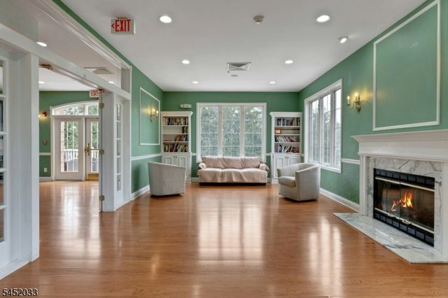 326 Winthrop Dr, Nutley Twp., NJ 07110